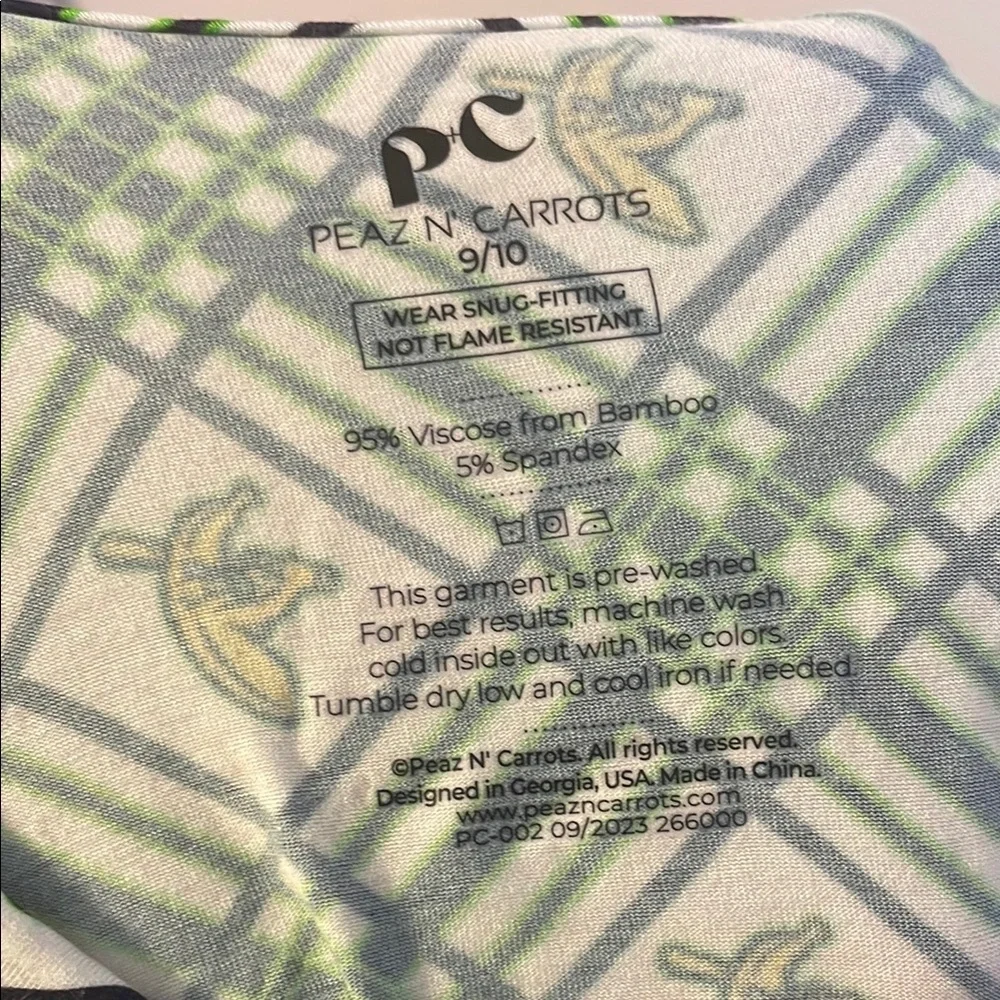 Peaz N’ Carrots Savannah Banana Baseball Logo Plaid Soft Pajama Top size 9/10